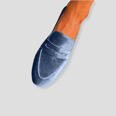 Eliza – Aksamitne Loafersy