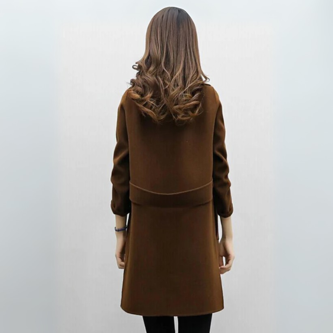 Stanisława – Klasyczny Dwurzędowy Płaszcz