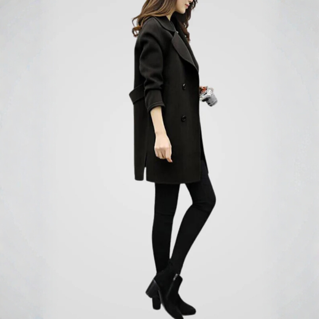 Stanisława – Klasyczny Dwurzędowy Płaszcz