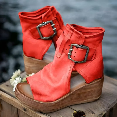 Margareta – Sandały na Koturnie Vintage